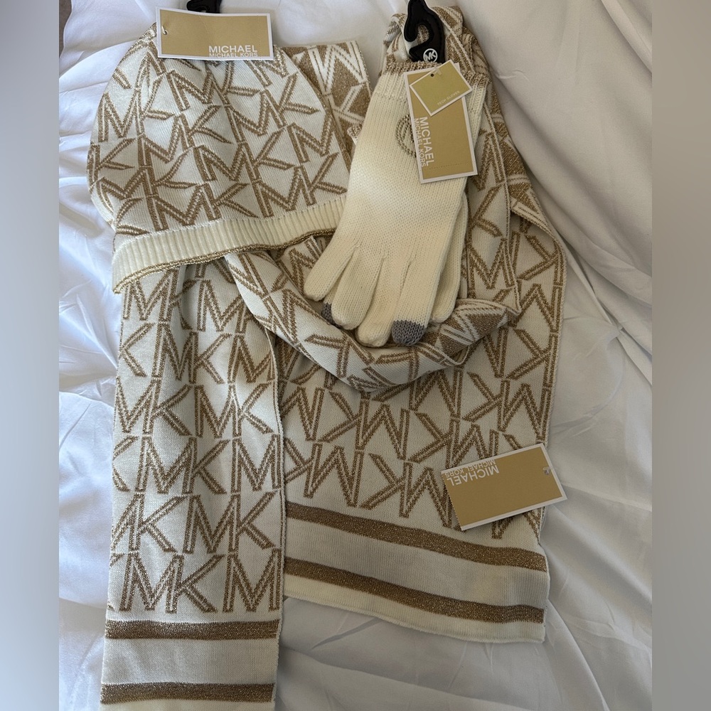 Michael Kors Winter Accessories
